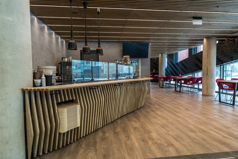 Shopping Mall @ Linear light